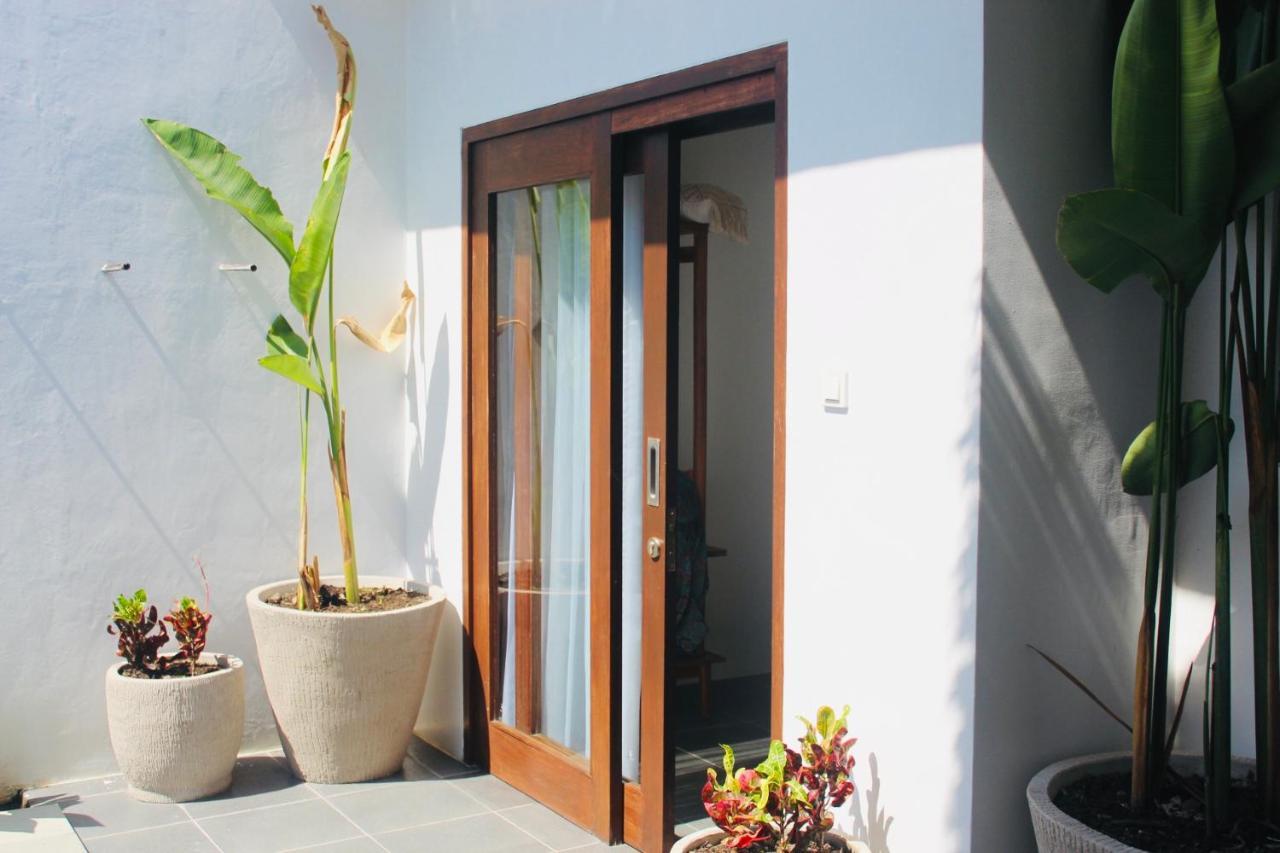 Mewali Villa'S Kuta  Exterior foto