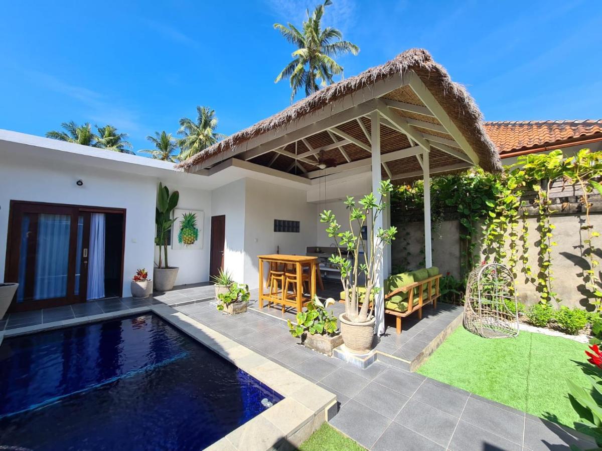 Mewali Villa'S Kuta  Exterior foto