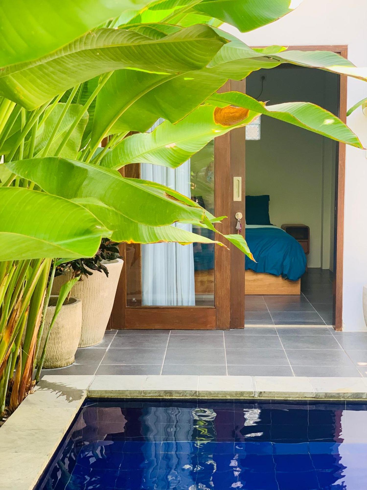 Mewali Villa'S Kuta  Exterior foto
